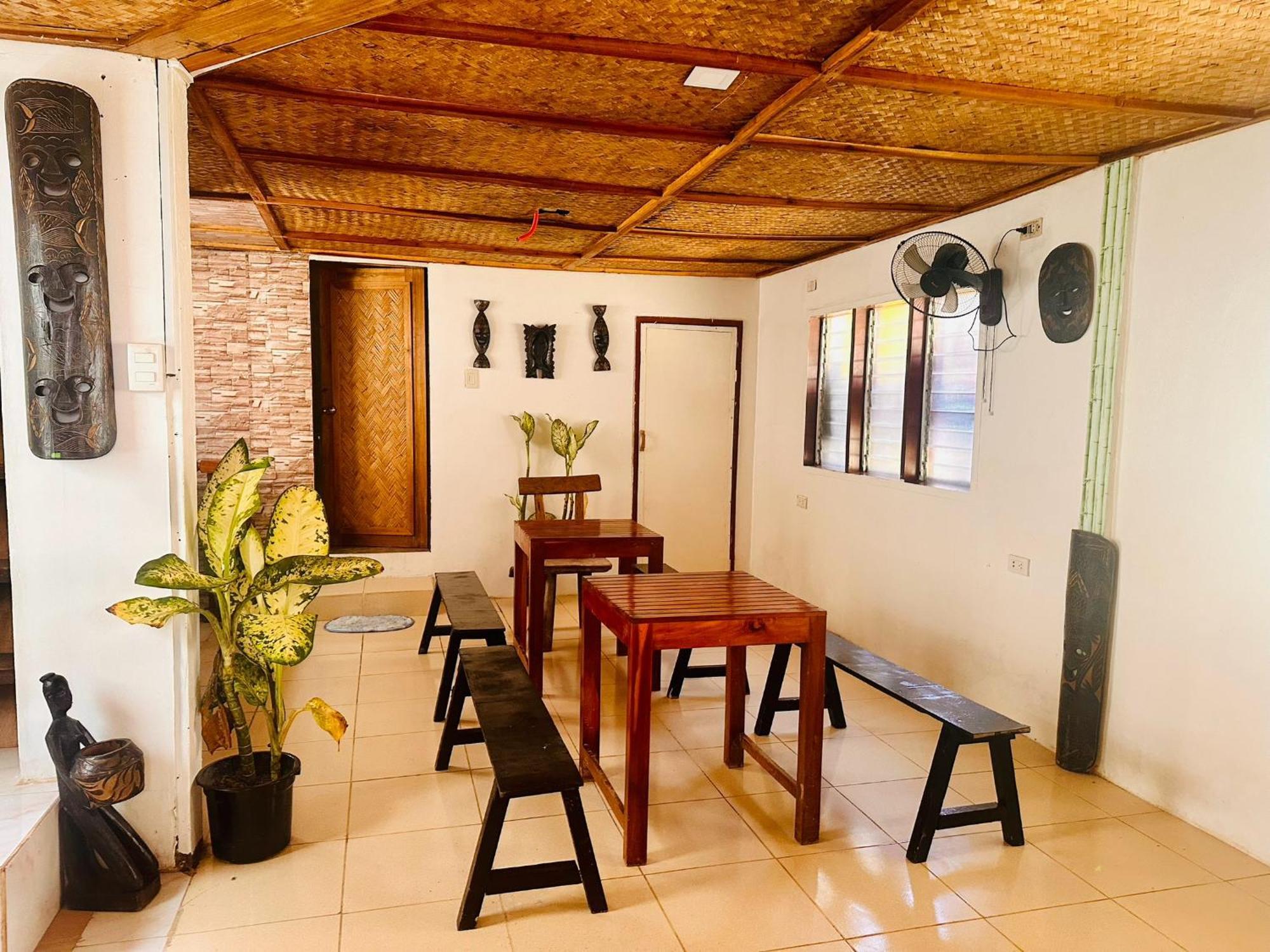 Hangout'S Hostel El Nido Dış mekan fotoğraf
